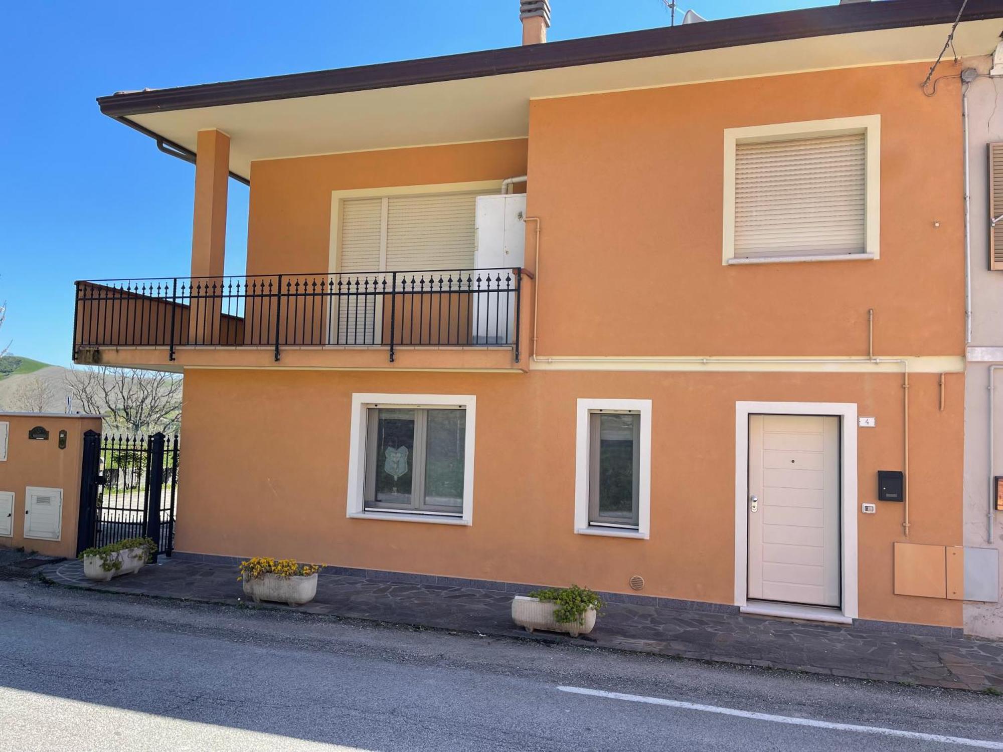 Agriturismo Ca' Maggio Sasso Feltrio Luaran gambar